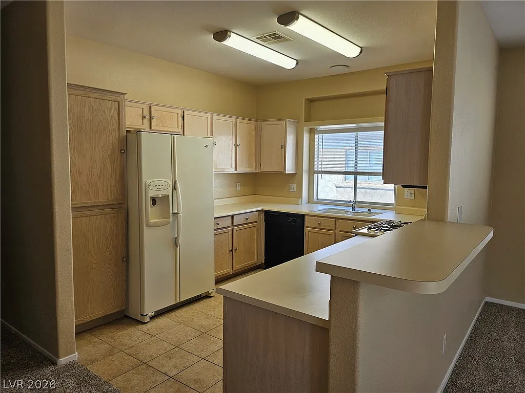 2 bed, 2.0 bath, 1259 sqft, $1,600 — Photo 3