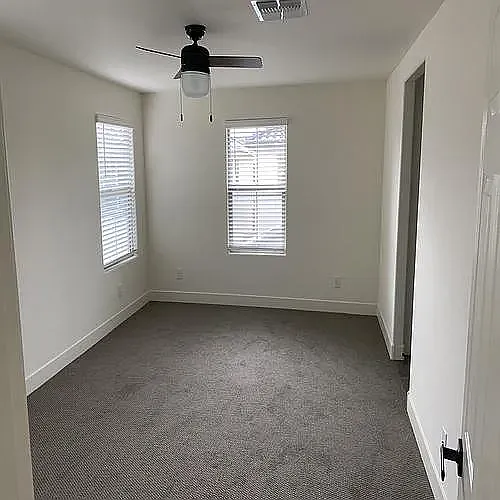 S 83rd Pl — Photo 4