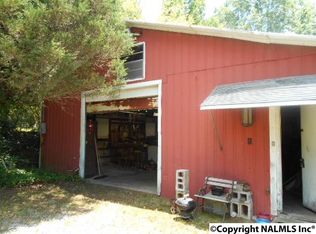 717 Cut Off Rd, Somerville, AL 35670