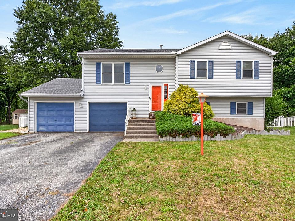 1st image of 146 Winston Dr