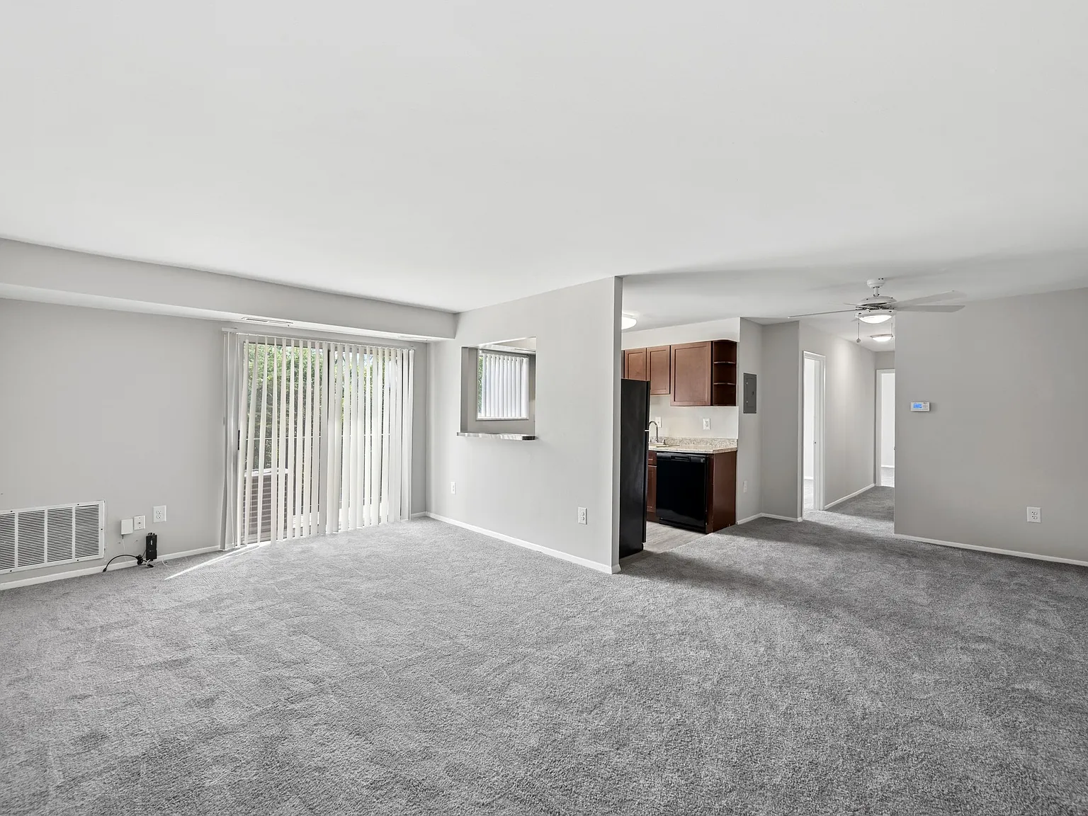 Glen Willow Apartments — Photo 4