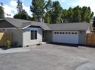 155 Corbin Dr, Grants Pass, OR