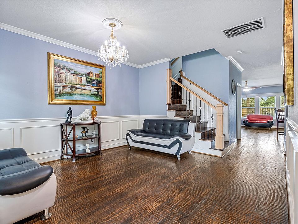 1st image of 10502 Raven Crossing Ln