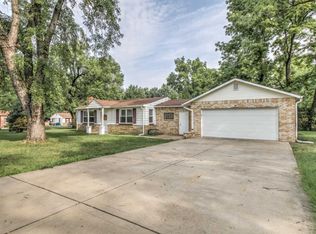 11643 Hedda Ave, Maryland Heights, MO 63043