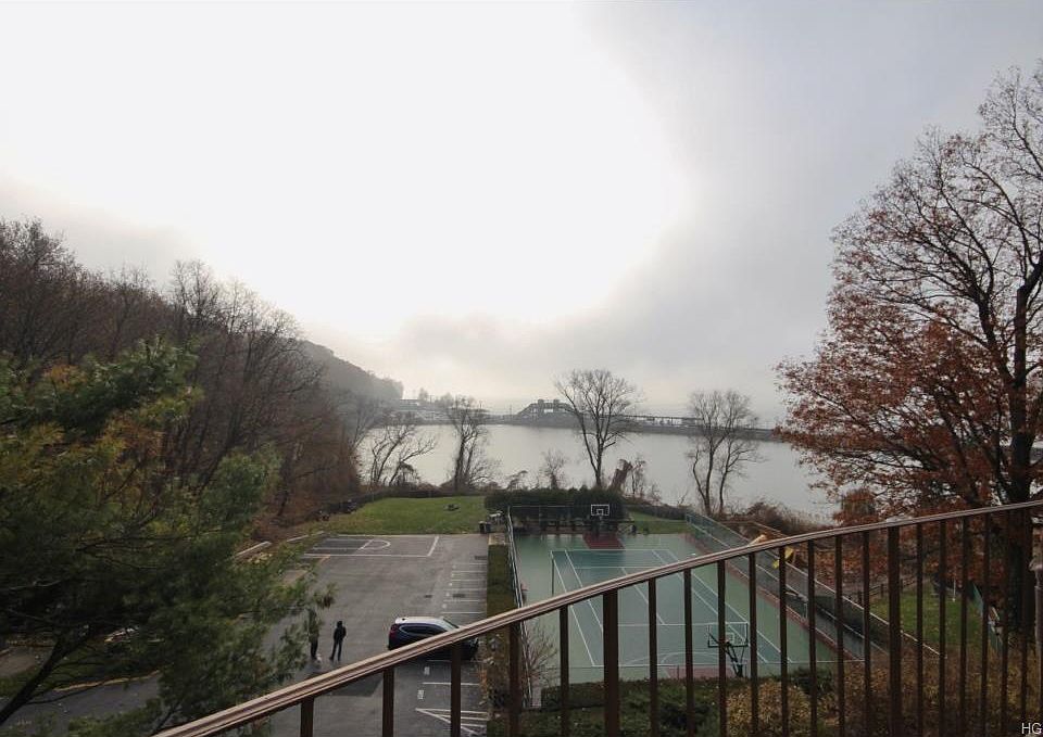 1st image of 107 Kemeys Cove Ave