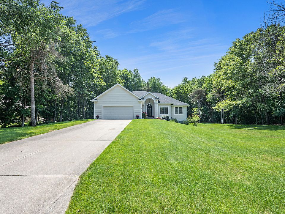 9355 Lake Gerald Dr NE, Sparta, MI 49345 Zillow