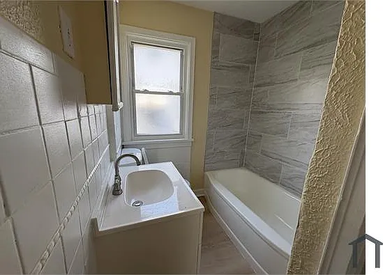 16222 Lotus Dr — Photo 9