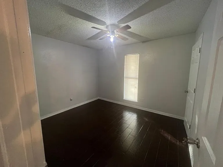 6004 Pinto Cir — Photo 19