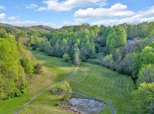 190 Golf Course Rd, Unicoi, TN 37692