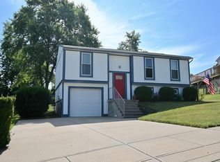 7784 Arrow Wood Dr, Florence, KY 41042
