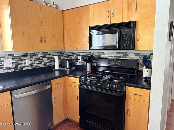4th image of 4674 E Prairie Lane