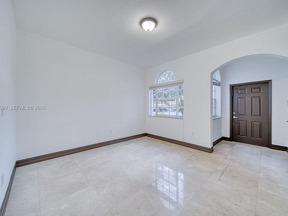 5th image of 14115 SW 51st Ln
