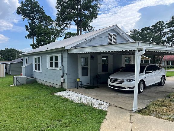 2nd image of 101 Julia Dr