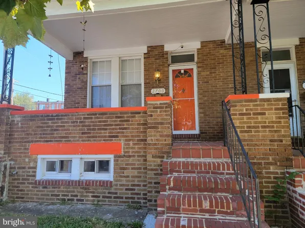2700 Pelham Ave, Baltimore, MD 21213