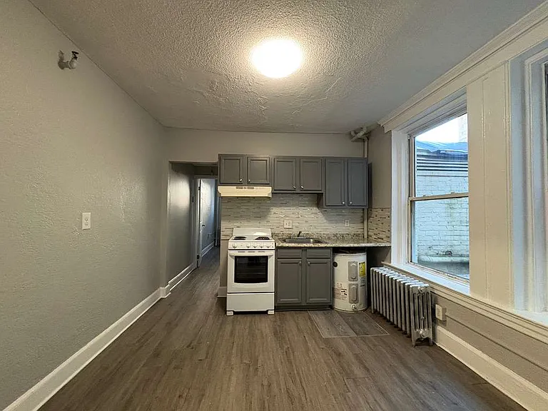 Tower View Apartments — Photo 16
