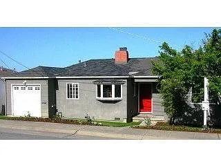 3023 Monterey St photo 1