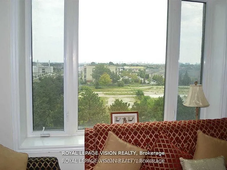 7400 Markham Rd #605 — Photo 5