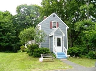 12 Adams St, Merrimac, MA 01860