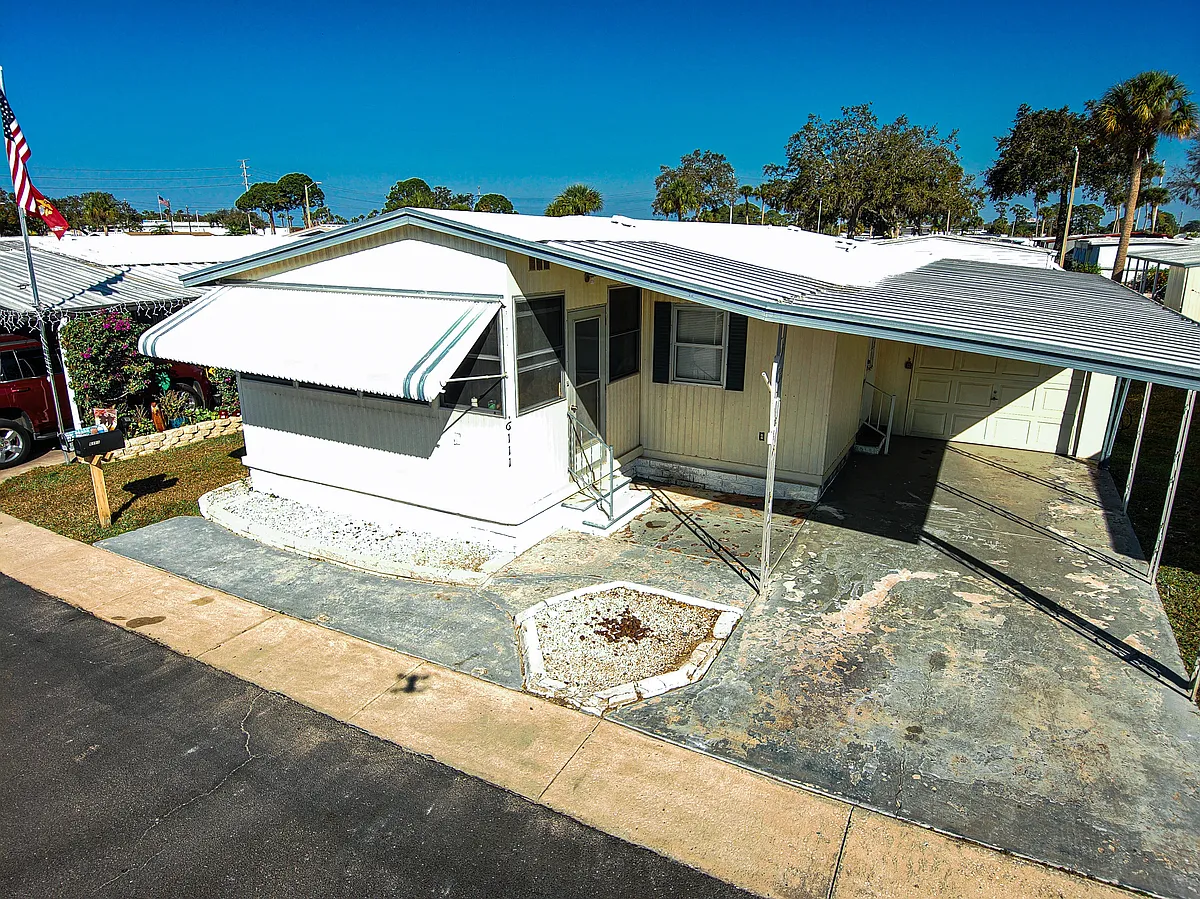 Building Photo - 6111 Easy Dr