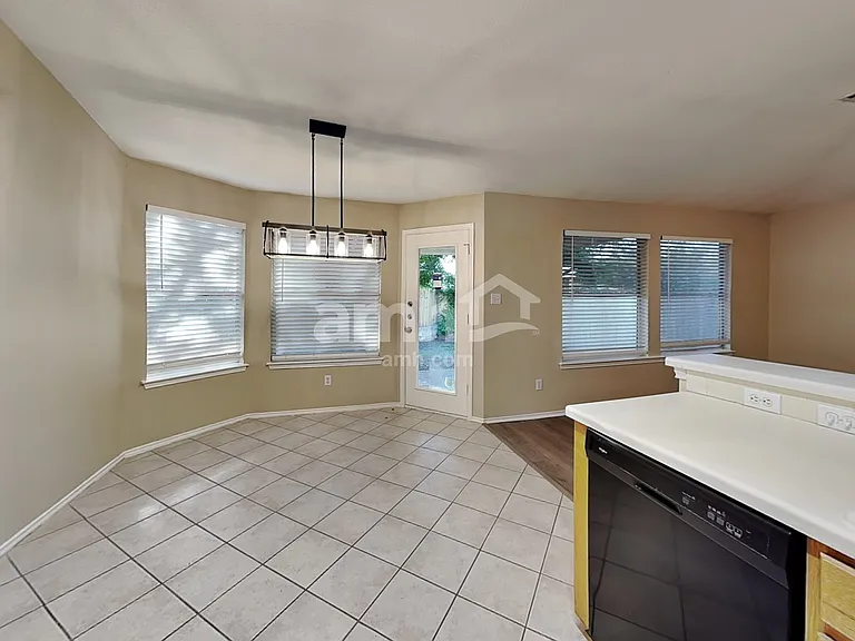 2131 Jester Farms Rd — Photo 4