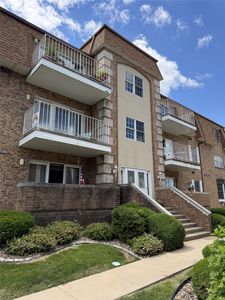 516 Lincoln St APT 303, Pella, IA, 50219