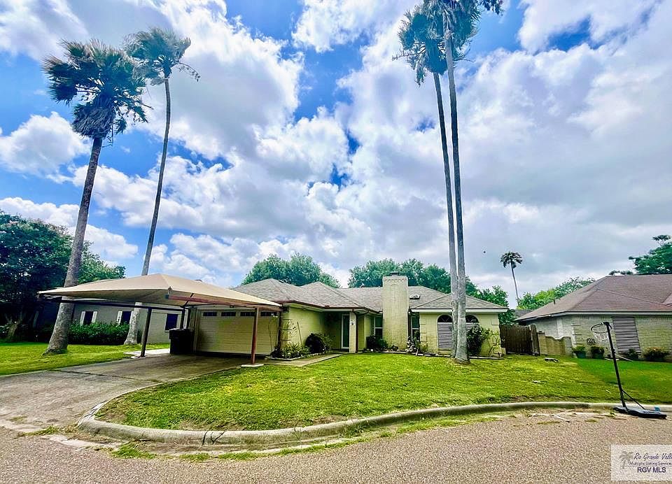 1st image of 125 Regency Ct #21