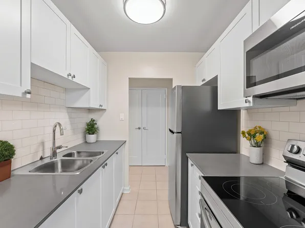 Sandpiper Apartments