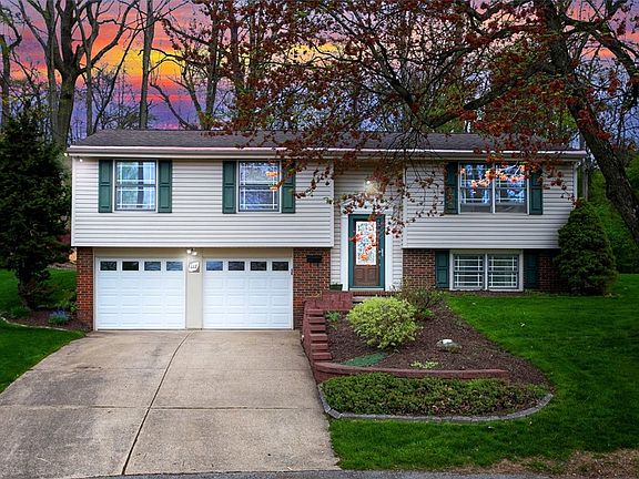 2nd image of 112 Summerhill Ln