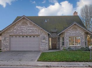 942 Stampede Trl, Galt, CA 95632