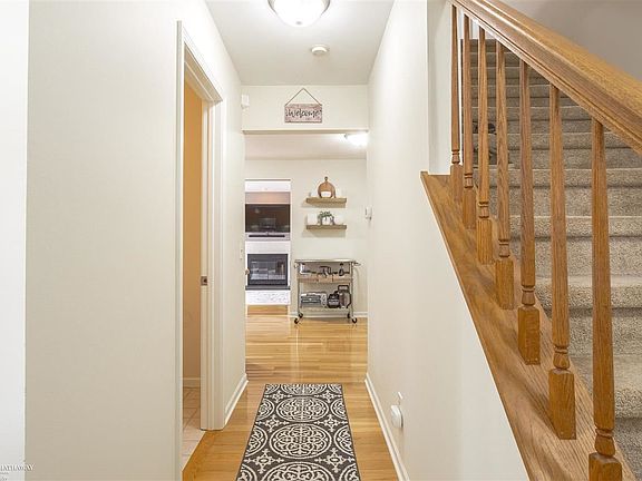 4th image of 2504 Freeman Dr