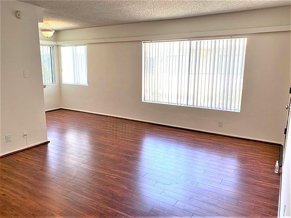 2nd image of 11725 Montana Ave APT 202