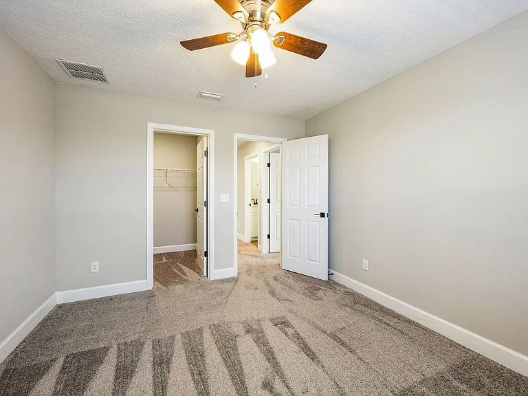 3528 Cunningham Rd — Photo 26