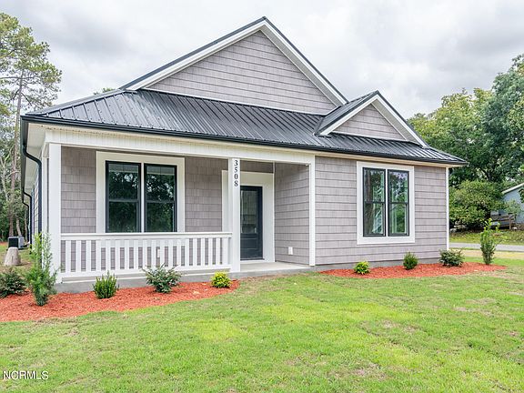3rd image of 3508 E Oak Island Drive