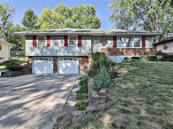 3804 Stonewall Ct, Independence, MO 64055