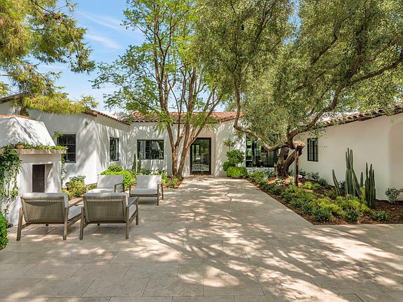 3rd image of 6740 E Taza Way