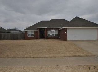 551 NW Jack Perry Dr, Centerton, AR 72719