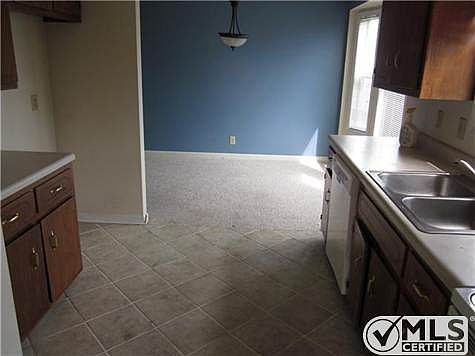 2nd image of 303 Alan Ct