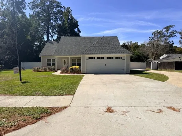 411 Glenwood Dr, Thomasville, GA 31792
