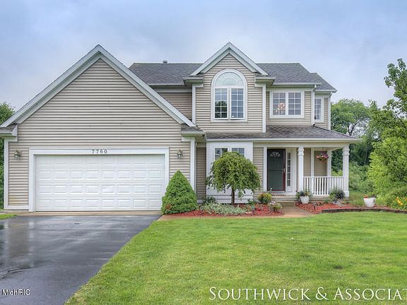 2nd image of 7760 Deer Grove Ct NE