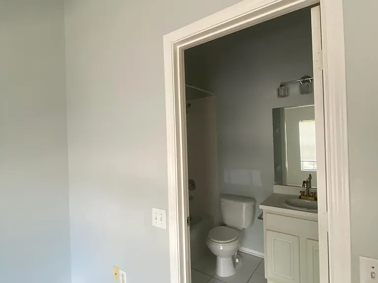 1307 Throckmorton Dr — Photo 13