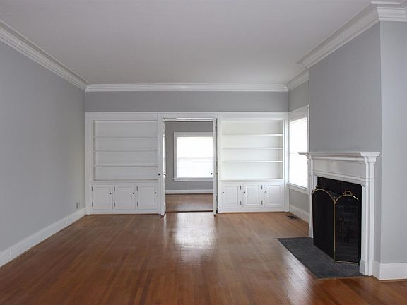 3rd image of 2137 Hill Ave