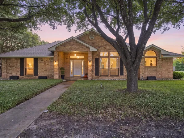 600 Harvest Ln, Mc Gregor, TX 76657