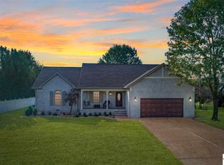 169 North Dr, Almo, KY 42020