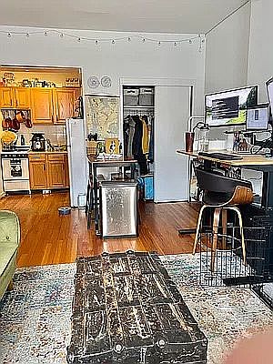 3rd image of 14 W 85th St APT 5B