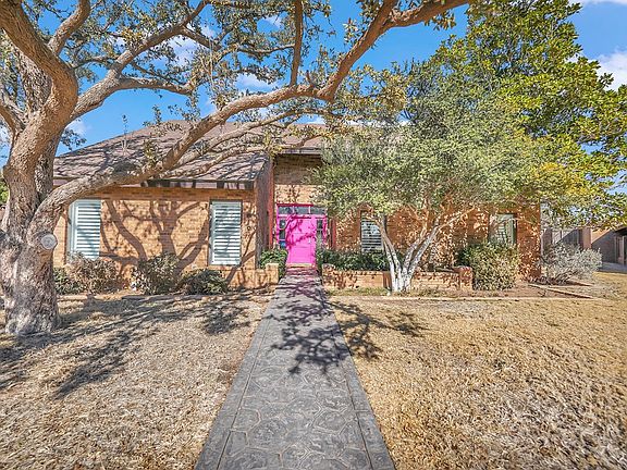 2nd image of 910 Citation