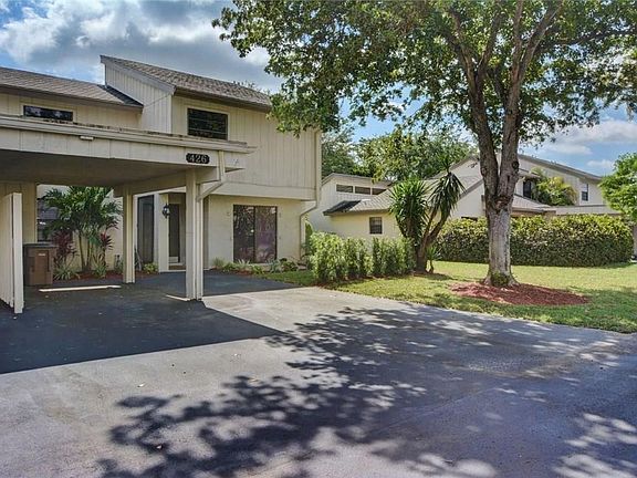 2nd image of 426 Wildwood Lane #426