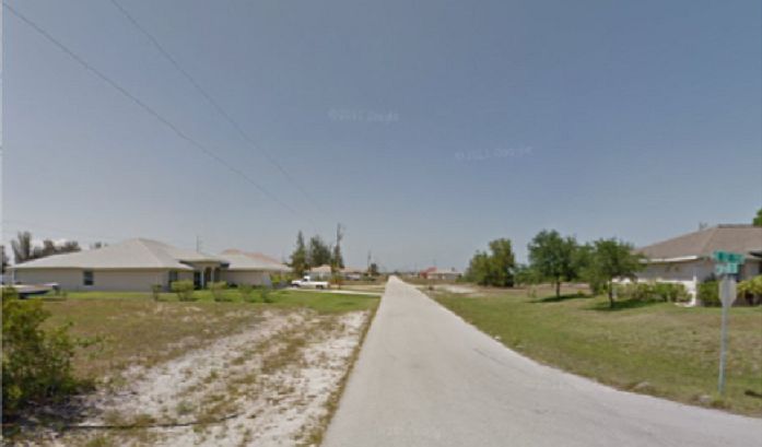 2nd image of 1142 NE Juanita Pl