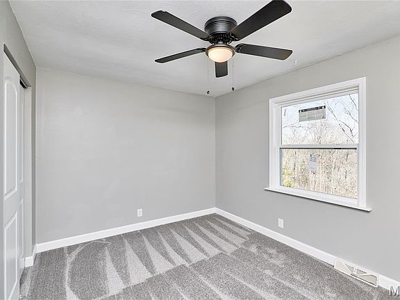 5th image of 3523 E Four Ridge Rd