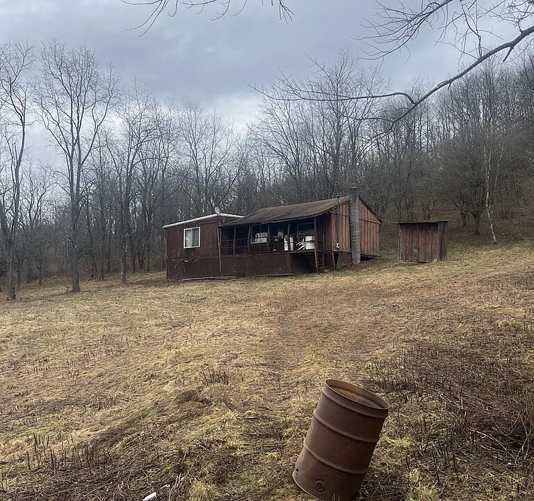 1st image of 105 Dogwood Rd