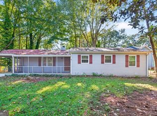 967 Honeysuckle Trl, Winder, GA 30680